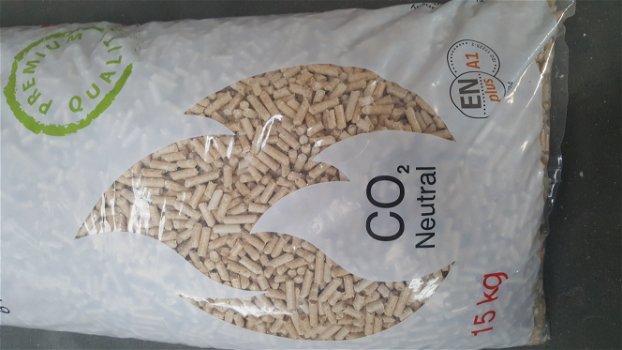 pellets gratis levering in heel Belgie zuiver naaldhout zonder schors - 2