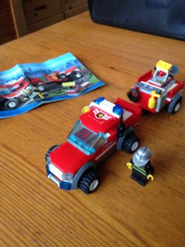 Lego City brandweerauto met aanhanger - 0