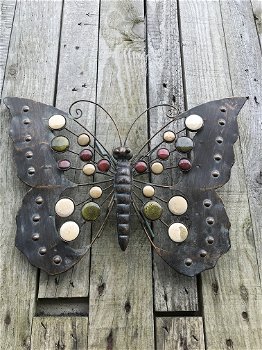 Mooie decoratieve vlinder, wanddecoratie, gemaakt van metaal - 0
