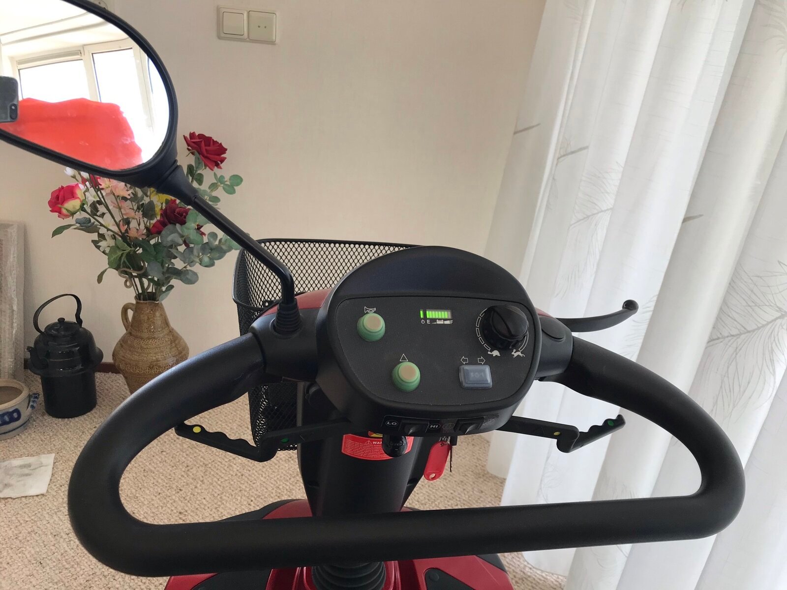 Zeer mooie rode Drive ST4D scootmobiel - Afbeelding 2