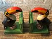 Boekensteunenset gietijzer toukan in prachtig kleurstelling - 6 - Thumbnail