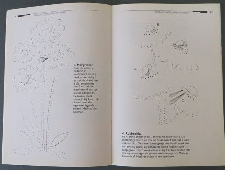 BLOEMEN borduren op papier - 3