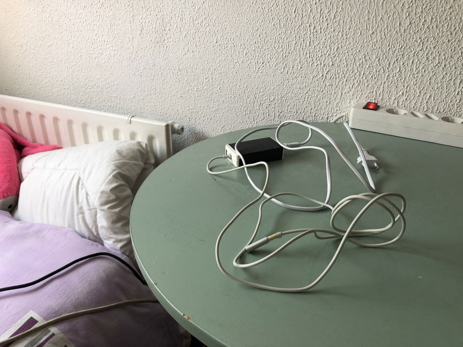 Te Koop 13 Inch Witte Macbook 1.1 met 1,83 Ghz met Serienummer 4H631JK5U9B en Iomega Enz. - Afbeelding 4