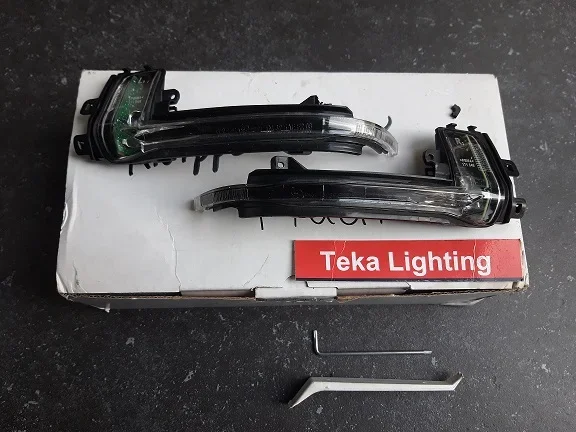 Audi A3 A4 A5 A6 A8 Q3 S3 S5 Knipperlicht Spiegel Hella L+R - nr. 1