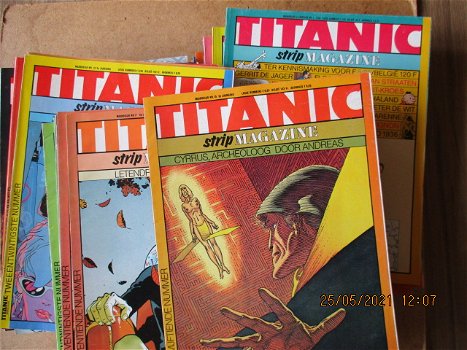 adv2657 titanic strip magazine - 0