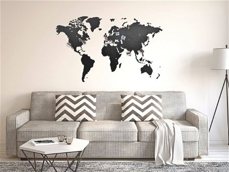 muurdecoratie, zwarte wereldkaart van hout, groot met prikkers - 0
