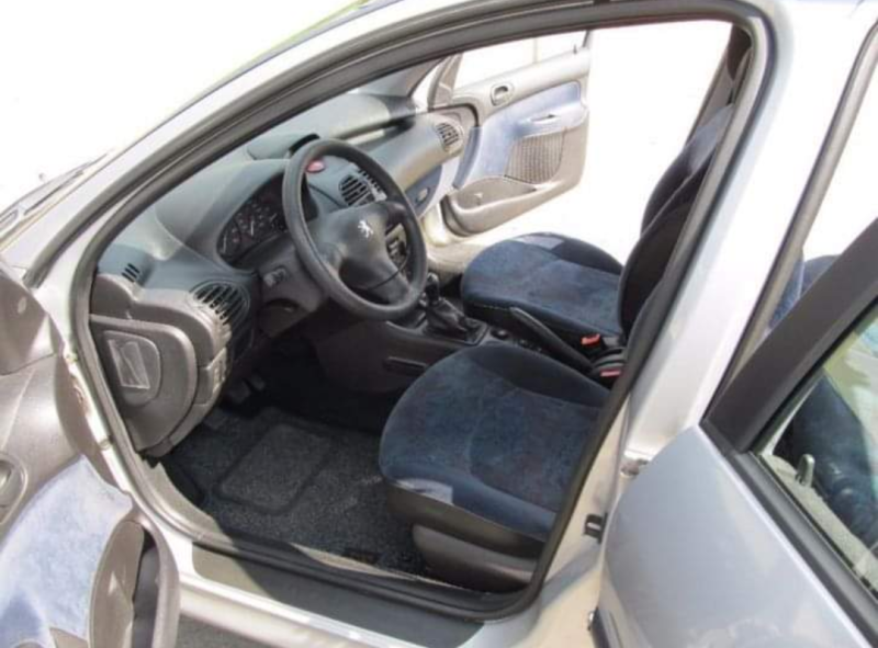 Peugeot 206 1.6 (spoiler & subwoofer) - Afbeelding 3