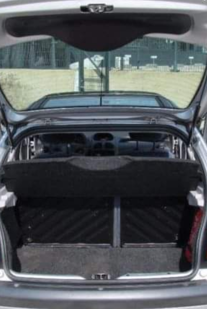 Peugeot 206 1.6 (spoiler & subwoofer) - Afbeelding 4