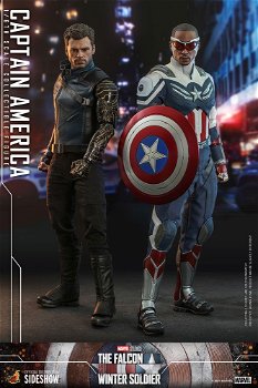 Hot Toys The Falcon and The Winter Soldier Captain America TMS040 - 5