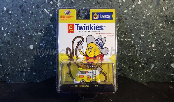 Volkswagen VW T1 Van TWINKIES 1:64 M2 - 2