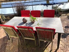 Tuintafel met 6 stoelen en 6 kussens