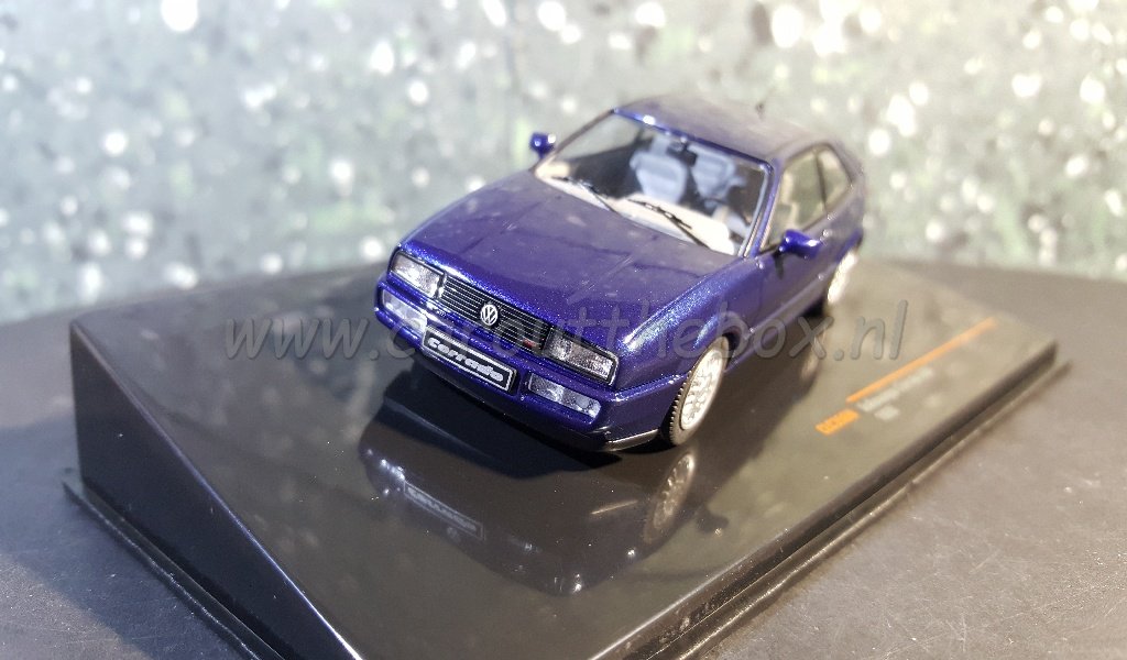 Volkswagen VW Corrado G60 1989 blauw 1:43 Ixo - Afbeelding 2