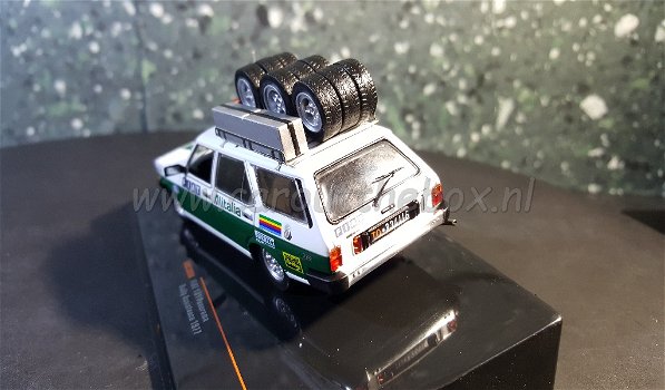 Fiat 131 panorama 1977 ALITALIA rally assistance 1:43 Ixo V457 - 2