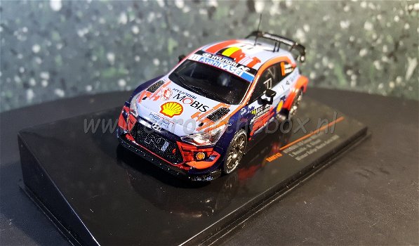 Hyundai i20 WRC #11 1:43 Ixo - 1