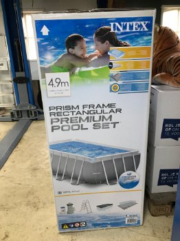 Een groot Intex zwembad met toebehoren, PREMIUM POOL SET, 488 x 244 - 4