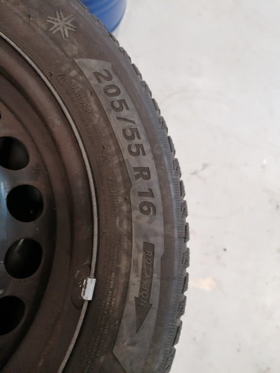 ad: 4. Stalen velgen set staal michelin winterband. 205/55/16 5x112 - nr. 1