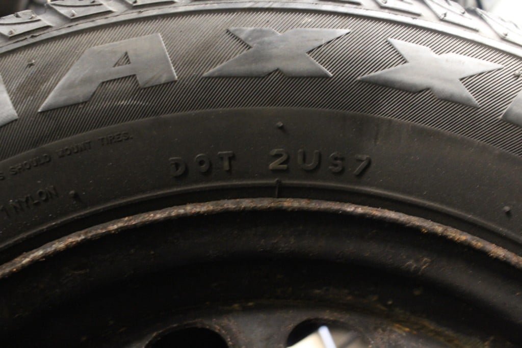 ad: 9a. 2x Winterband origineel 175/65/14 4x100 - Afbeelding 2