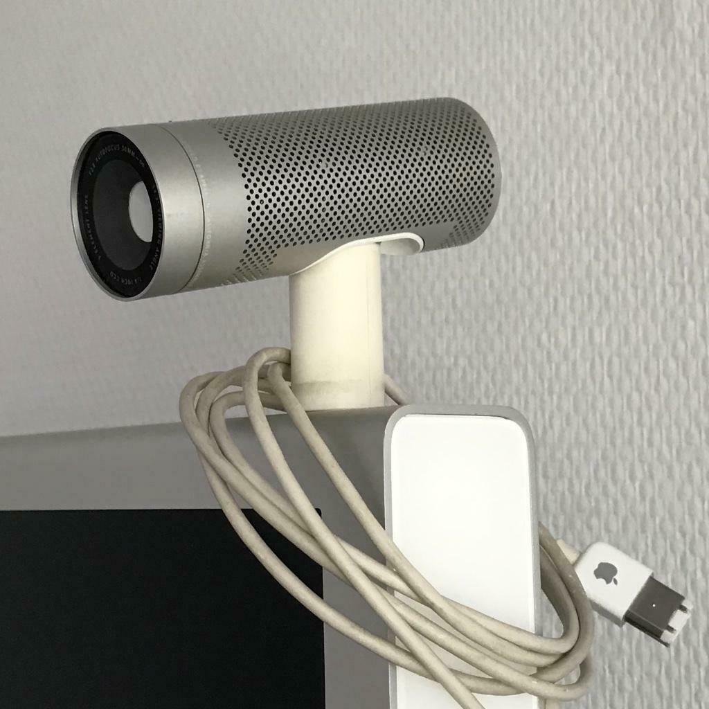 Te Koop Mac Mini en 15 Inch Lcd en een Isight Camera en een Set Apple Speakers Enz. - Afbeelding 6