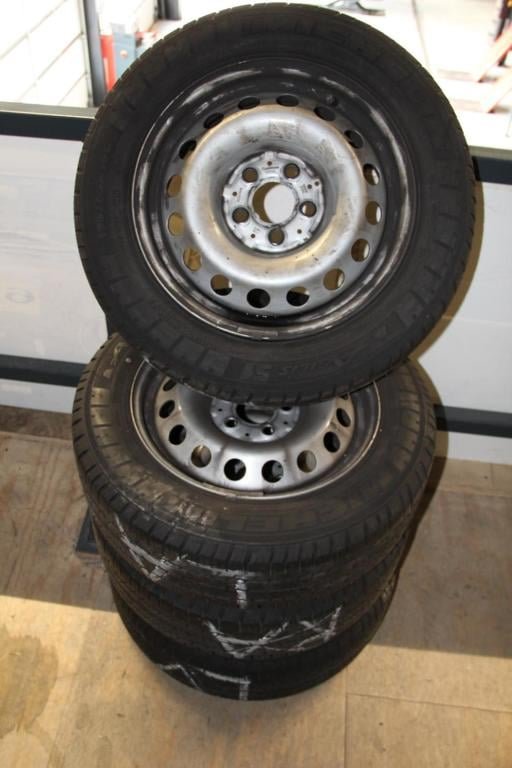ad: 58. Stalen velgen set 16Inch Mercedes 195/65/16 5x112 - nr. 1