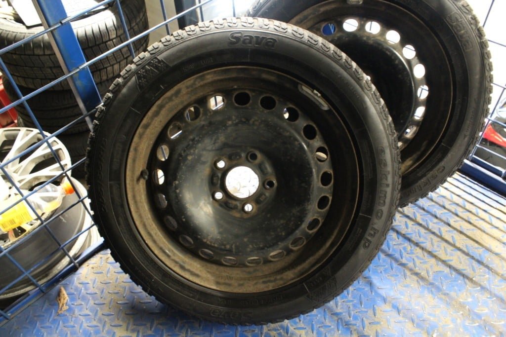 ad: 70. 2x Winterband sava met velg 205/55/16 - nr. 1
