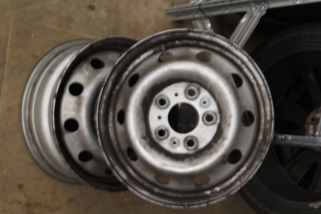 ad: 75b. 2 velgen met winterbanden + 2 velgen steekmaat: 5x127 - Afbeelding 4