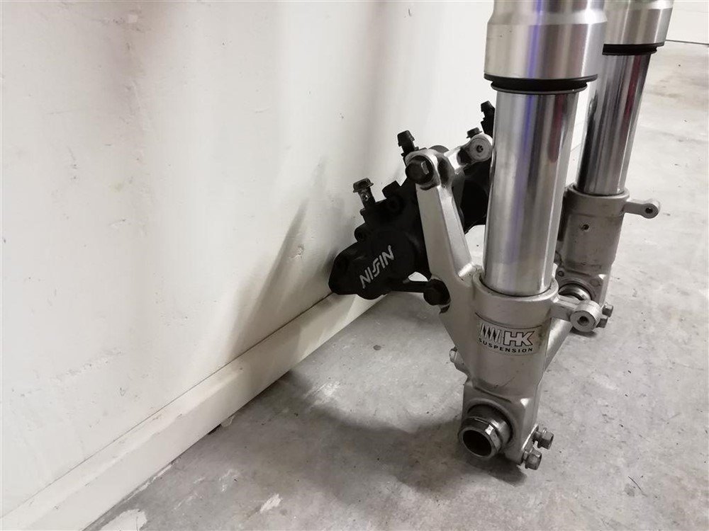 Upside down voorvork USD Suzuki GSXR GSX-R caferacer - Afbeelding 5