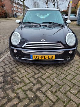 Mini Cooper R50 in onderdelen - 0