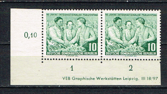 ddr-michel-450-met-rand-en-2-zegels hf 55 - nr. 1