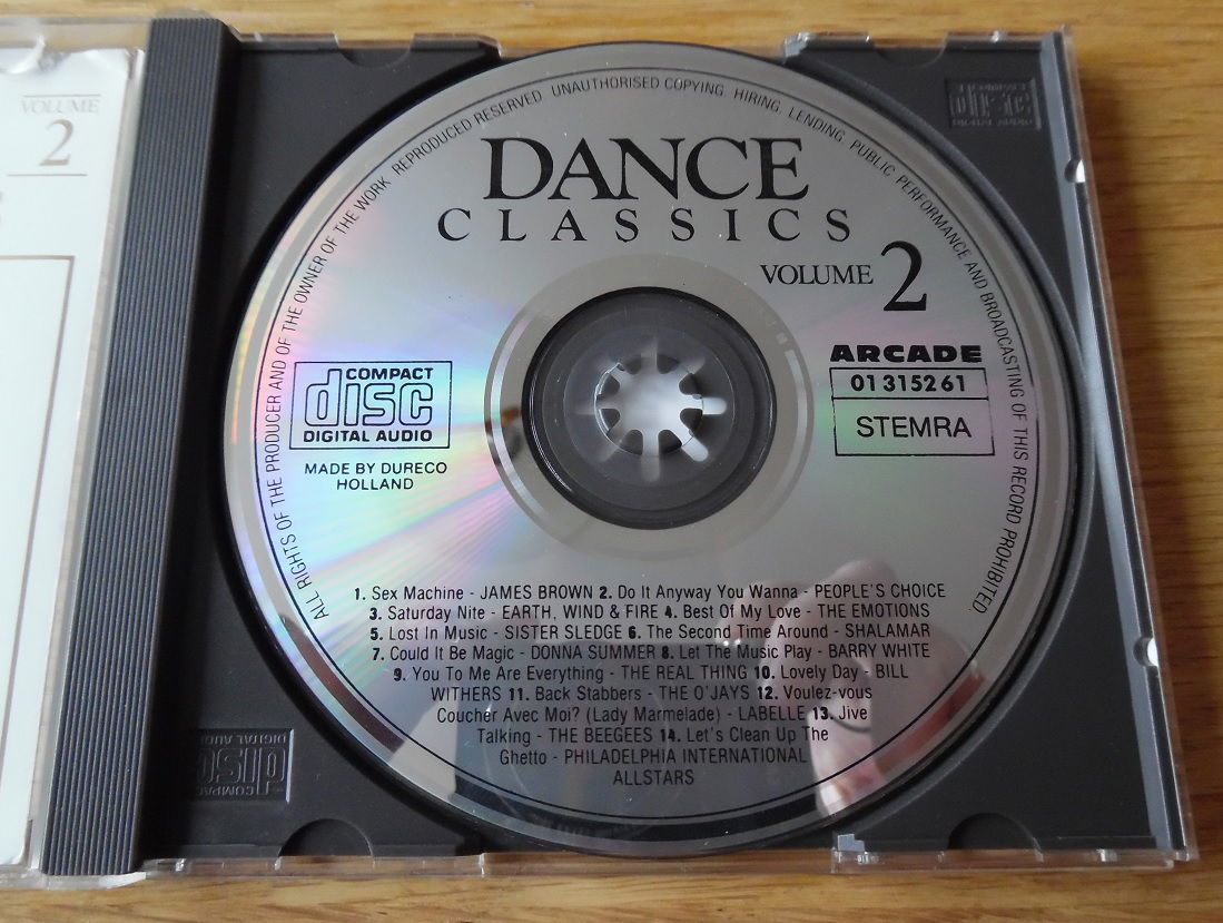 De originele verzamel-CD Dance Classics Volume 2 van Arcade. - Afbeelding 3