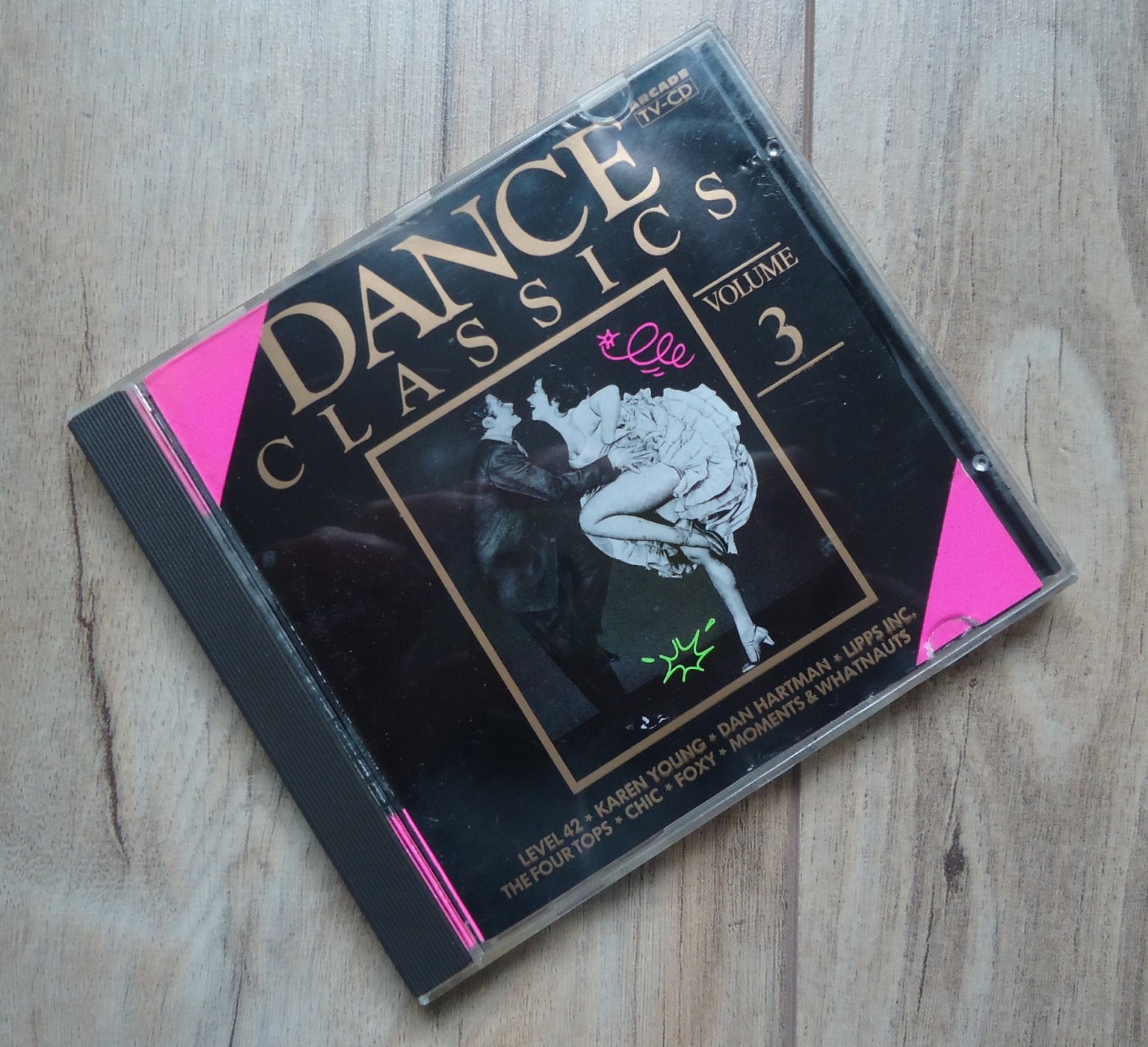 De originele verzamel-CD Dance Classics Volume 3 van Arcade. - Afbeelding 3