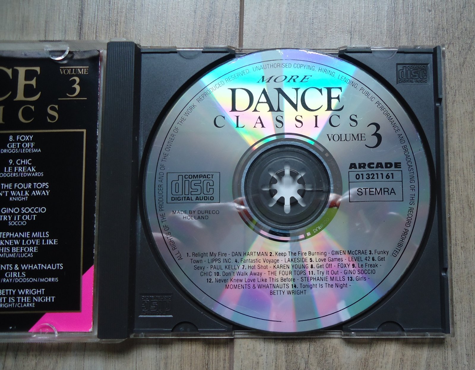 De originele verzamel-CD Dance Classics Volume 3 van Arcade. - Afbeelding 6