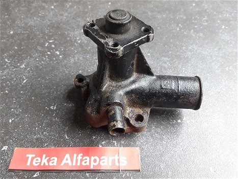 Ford Waterpomp 70HM8505AA / 71HF8505DA Taunus Capri OHC NOS - 1