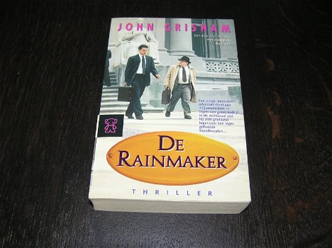 The Rainmaker - John Grisham zwarte beertjes nr.3045 - 0