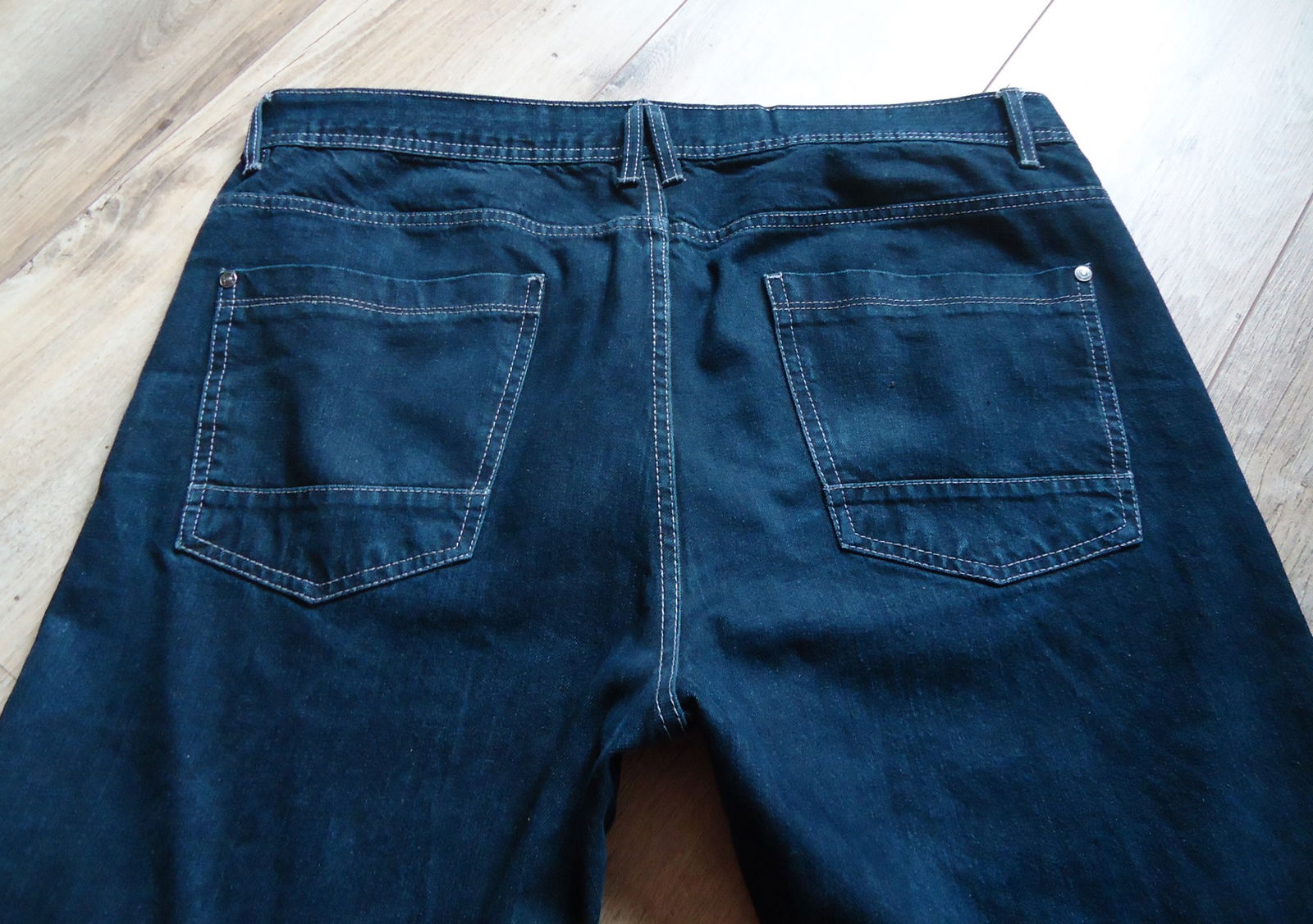 Te koop een blauwe spijkerbroek van Livergy (maat: 40). - Afbeelding 4