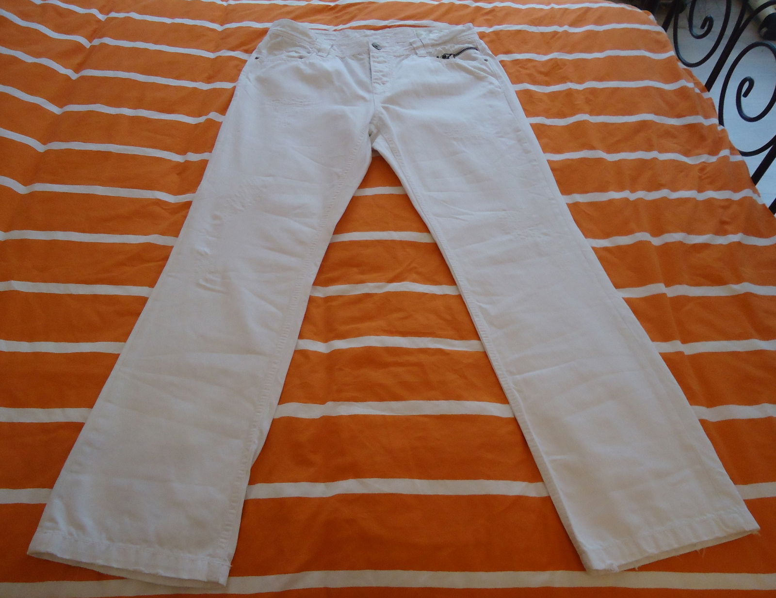 Te koop een nieuwe witte broek van Forecast (maat: W38/L34). - Afbeelding 4