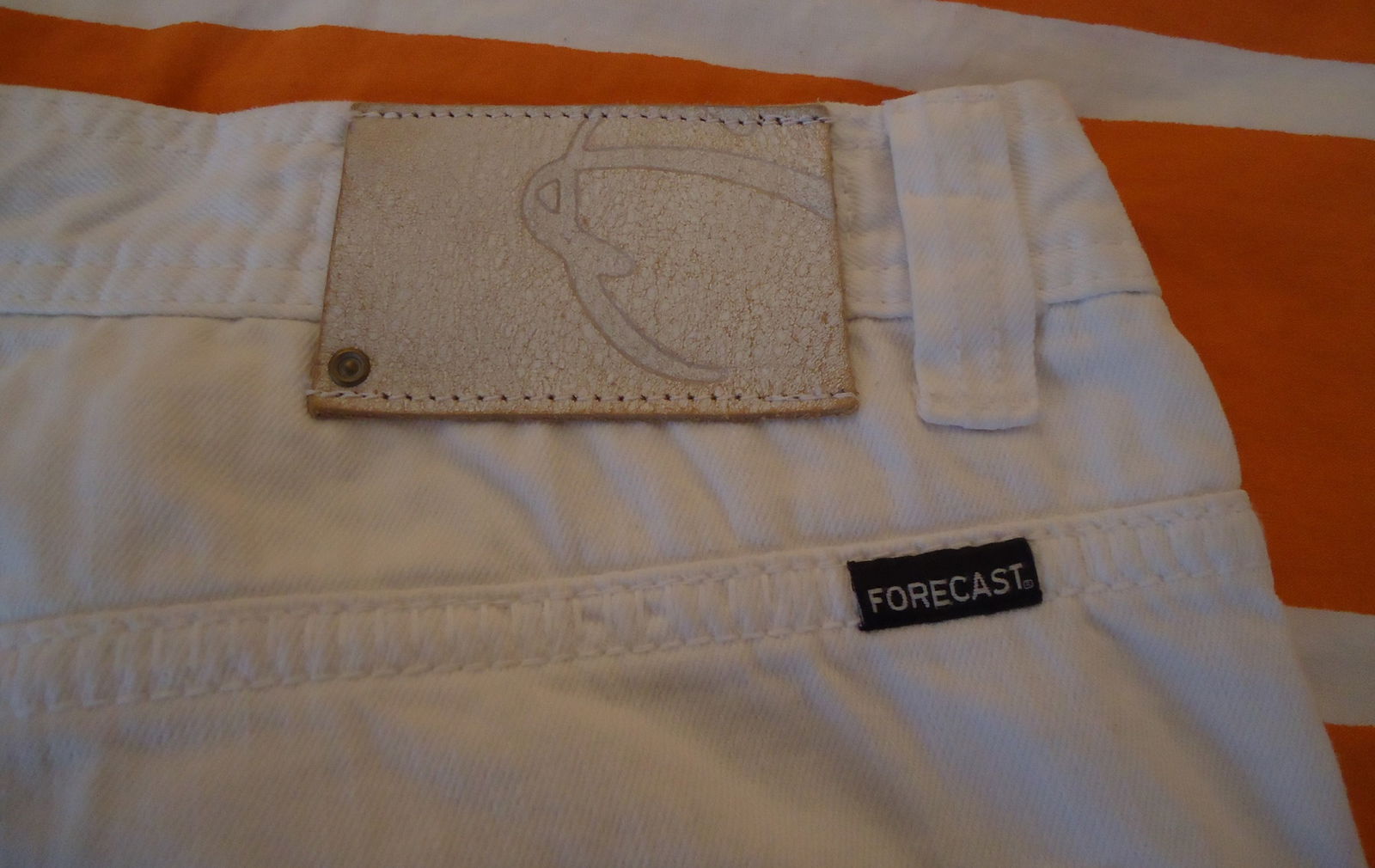 Te koop een nieuwe witte broek van Forecast (maat: W38/L34). - Afbeelding 7