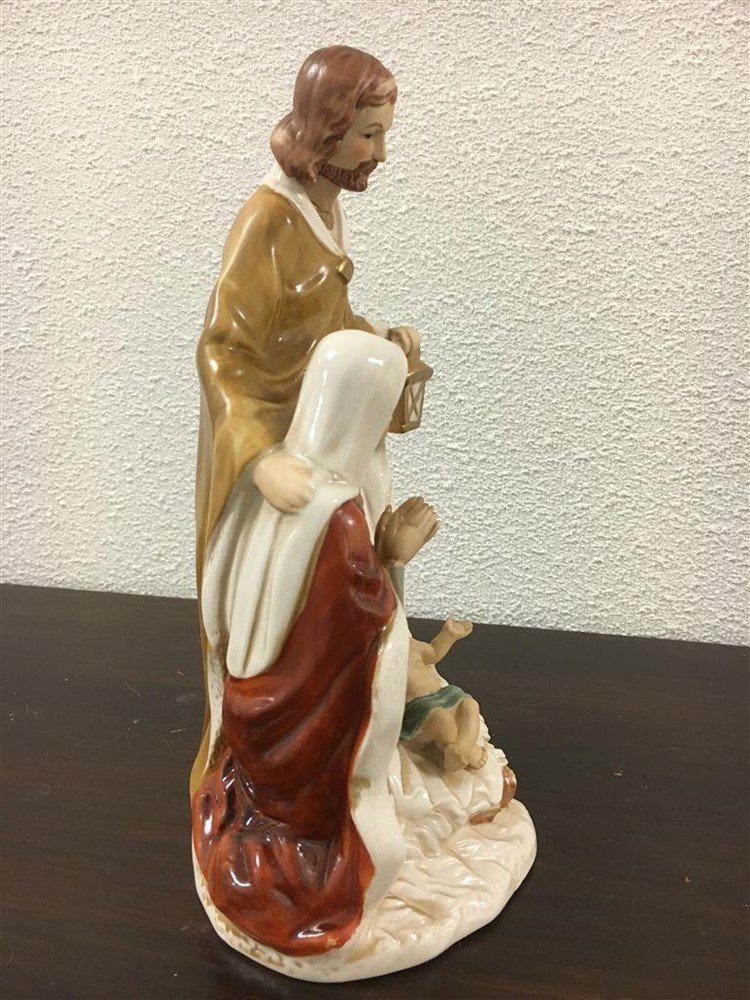 Josef en Maria met Jezus in de kribbe, porselein - Afbeelding 7