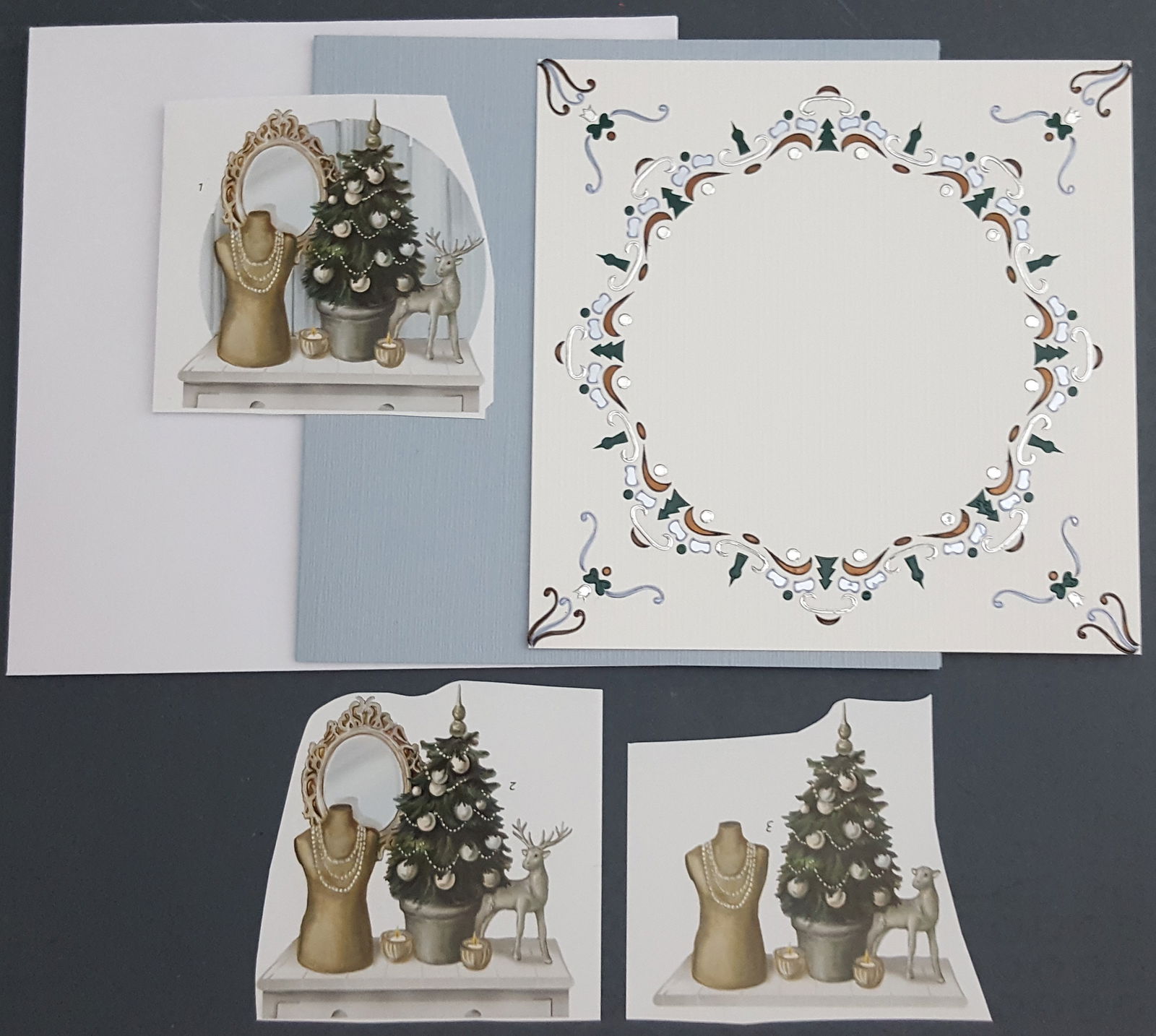 Kerstboompje staat op de tafel - nr. 1
