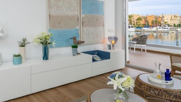 Uw Appartement in SOTOGRANDE aan haven bij zee en zwembad en met garageplek - Afbeelding 3