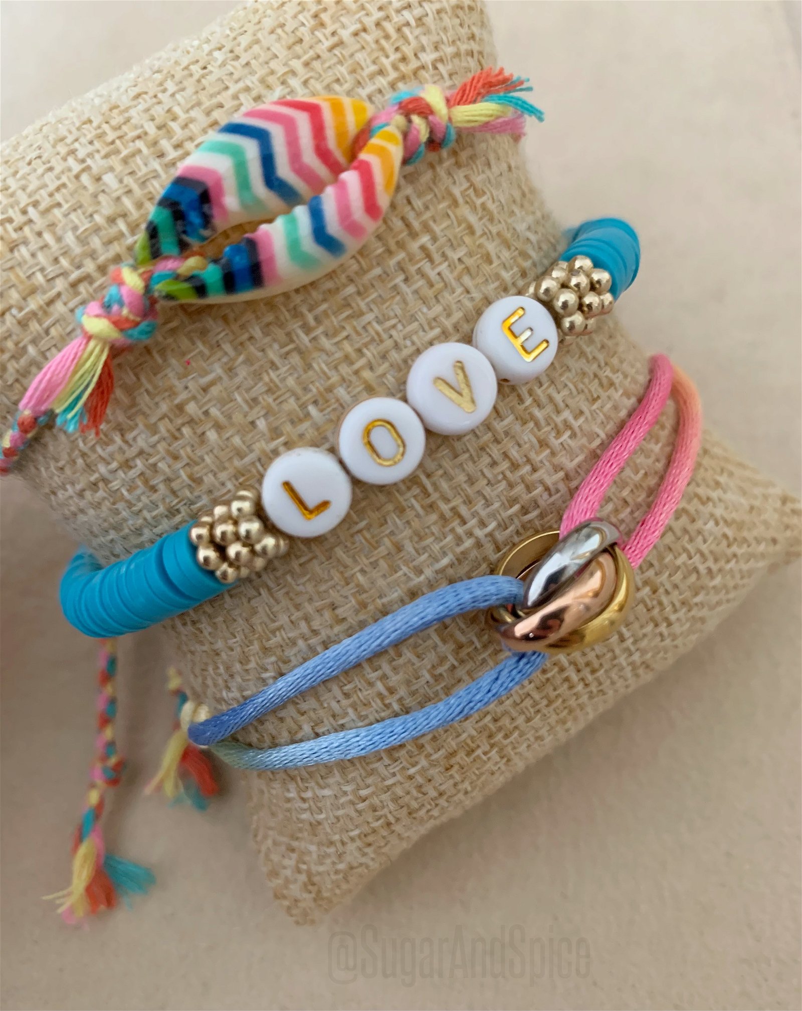 Zigzag regenboog schelpje aan koord mix ibiza beach NIEUW - Afbeelding 2