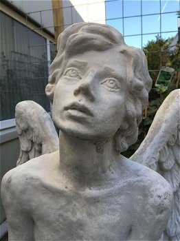 Uniek Engelbeeld, knielende grote Engel,tuin beeld-deco - 1