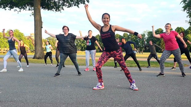 Dans je fit en slank met Zumba! Zumba les Enschede - 3