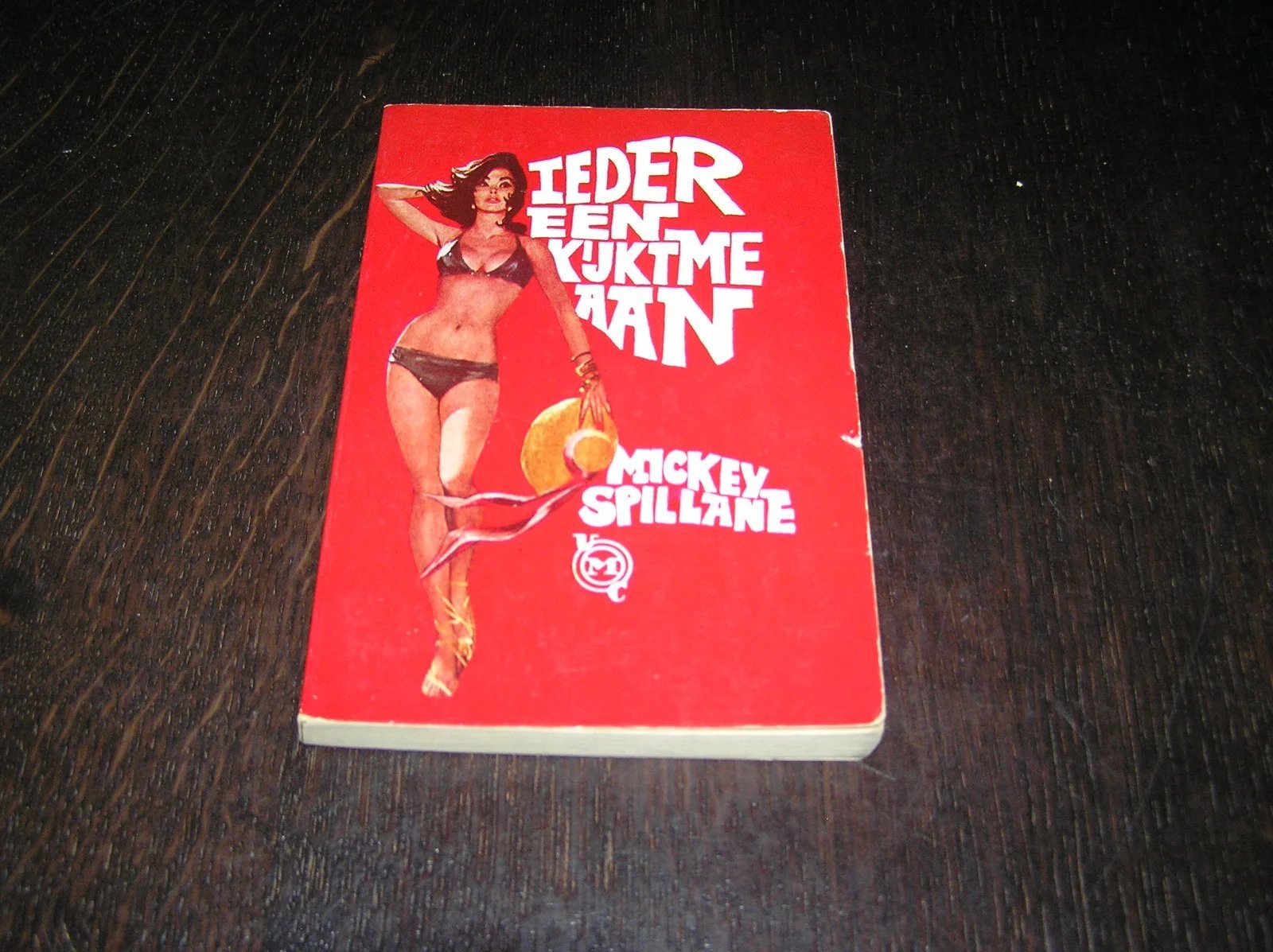Iedereen Kijkt Me Aan-Mickey Spillane - nr. 1