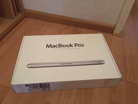 Originele (lege) doos Macbook Pro 13