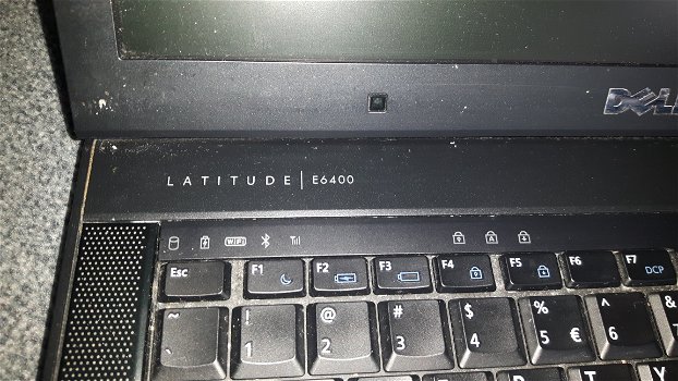 Dell Latitude E6400 - 4