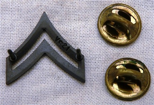 Collar Rank Insignia / Kraag Rang Embleem, Private (OR-2), US Army, jaren'80.(Nr.1) - 4