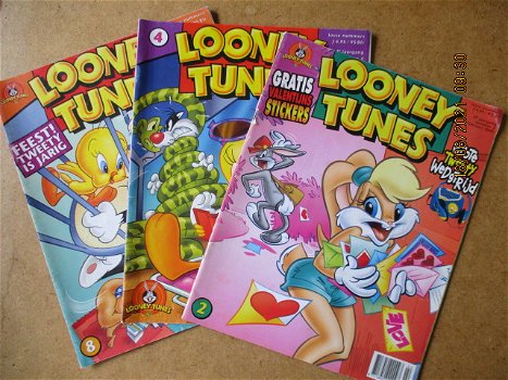 adv3599 looney tunes magazine - 0