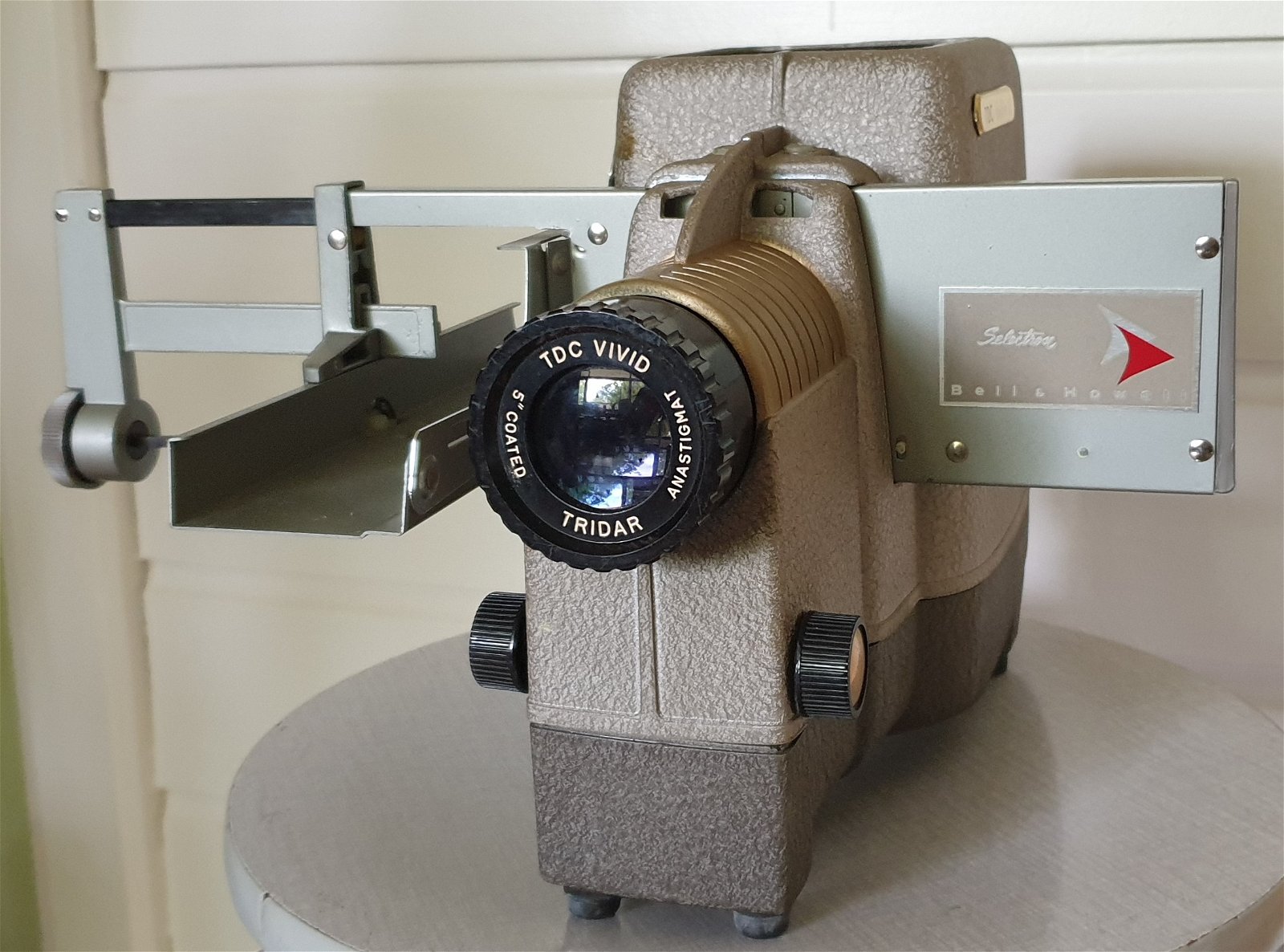 Oude diaprojector TDC Headliner35 - nr. 1