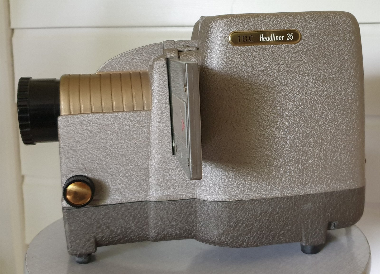 Oude diaprojector TDC Headliner35 - Afbeelding 2