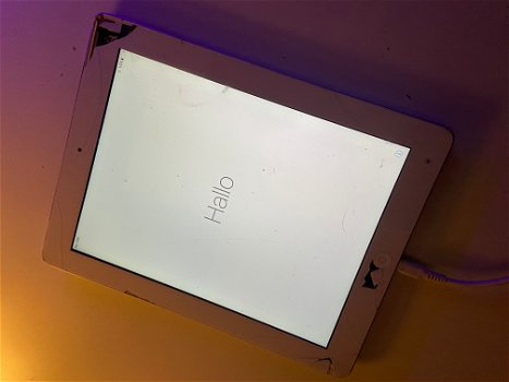 iPad 4 (A1460) 32GB - WiFi & 3/4G (gebroken scherm) - 0